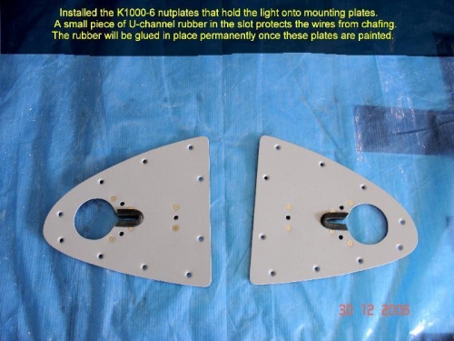 Wingtip light mounting plates