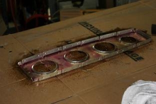 Putting on the 6100A+B component of the corrosion protection