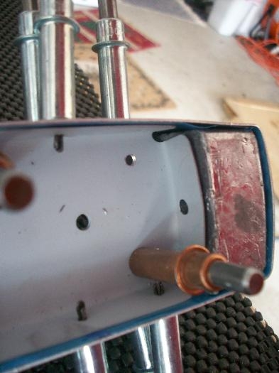 Counterweight Hole inside Rib