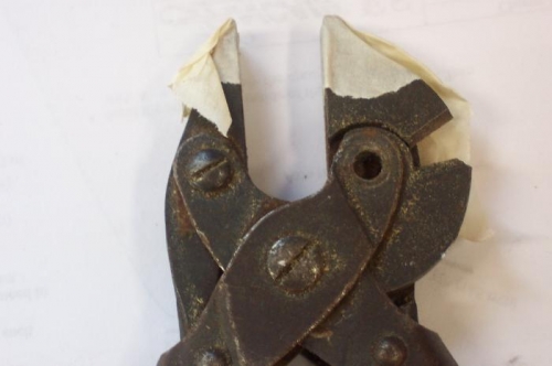 jaws stay square, and there is more mechanical advaqntge than a normal set of pliers