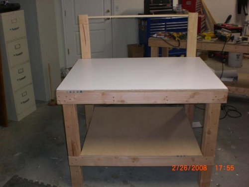 Paint mixing table