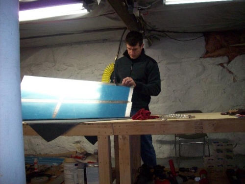 Using the pneumatic squeezer for the outer most holes