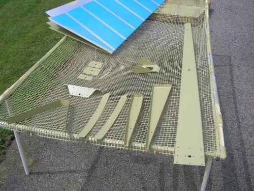 Primed the rudder parts