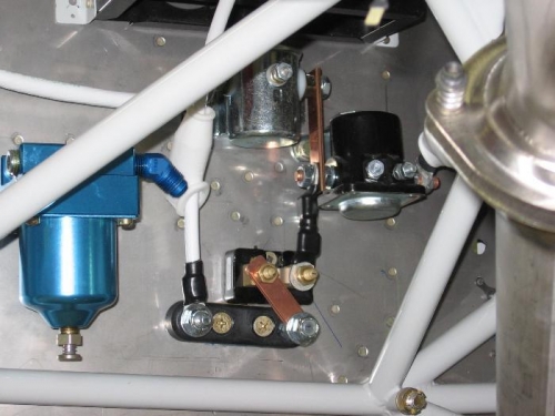 Ammeter shut, current limiter and main electric feeder cables installed