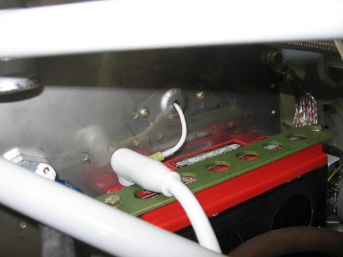 Hot battery buss cable connected