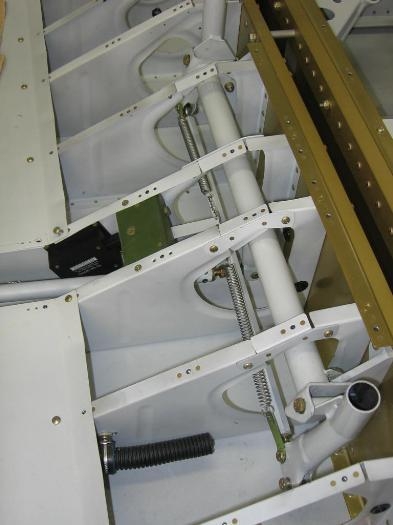 Aileron trim hooked up and rigged