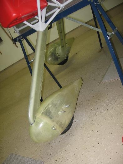 Nose gear leg and wheel fairing installation