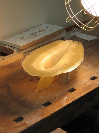 Nose gear leg intersection fairing doubler added