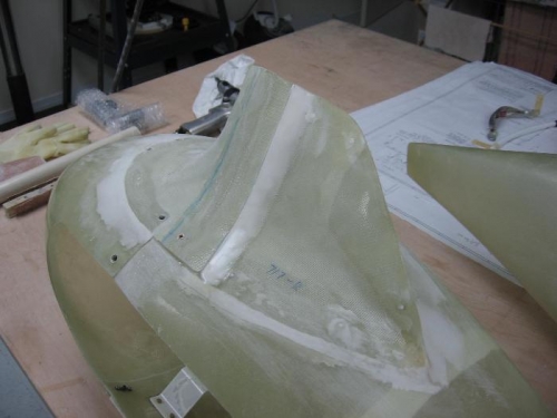 Intersection fairing joint overlap plies glass on