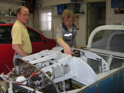 Checking the display for mounting angle