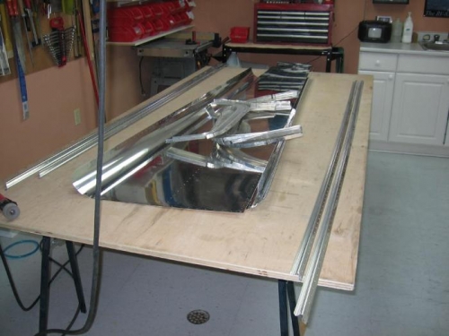 Aft fuselage components