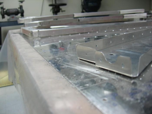 Center fuselage ribs