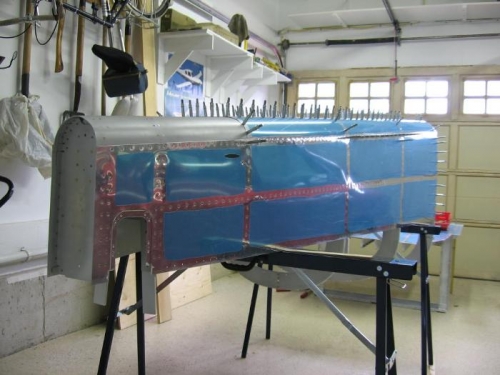 Aft fuselage assembly half riveted