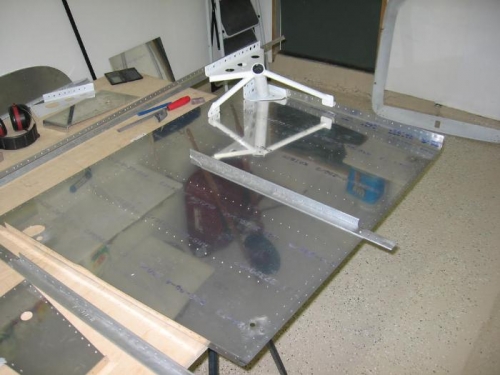 F-772 forward bottom skin