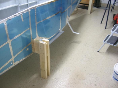 Stub spar and leg installation