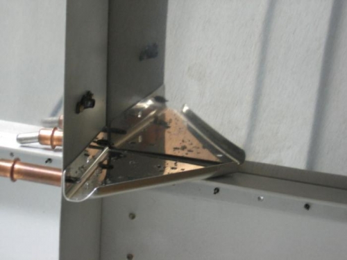 F-706 and F-707 bulkhead gussets