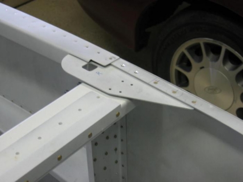 F-757T riveted to the F-718 longeron