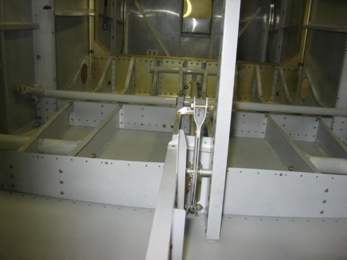 Elevator control rod installation
