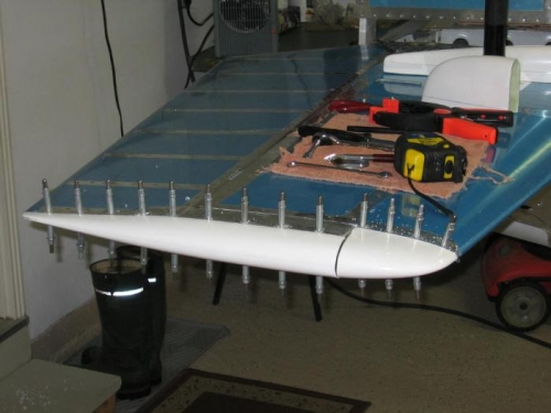 Elevator and horizontal stabilizer fairings installed