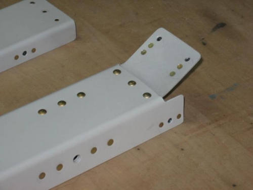 Flap motor channel with attach plate