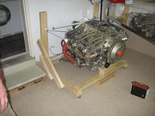 Engine dolley fabricated for temporary storage