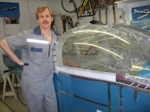 Canopy frame and bubble reassembled for the side skirt installation