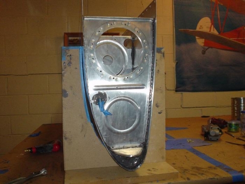 The last tank rib, riveted and sealed