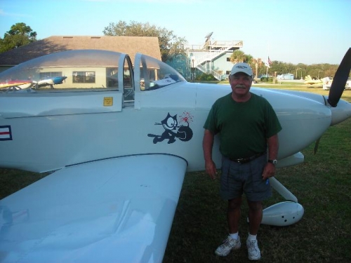 Doug Gardner and his 8A at the Lakeland RV flyin last winter