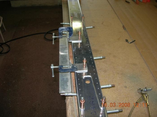Jigging Spar attachment brackets