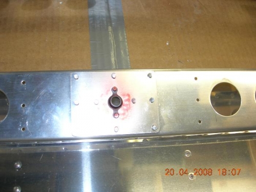 Reinforcement plates on Spar