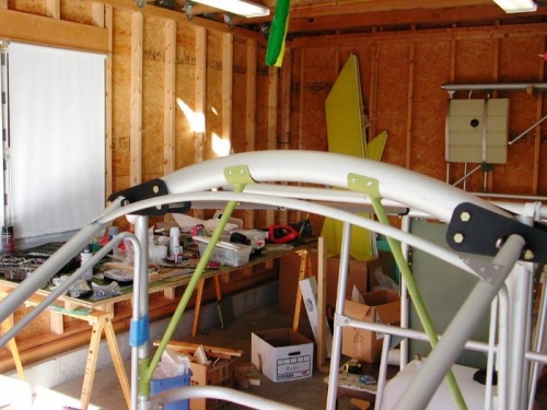 Upper windshield cross brace