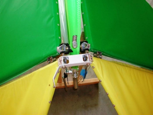 Tail folding mechanism