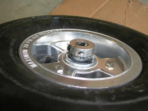 Main gear wheel outside