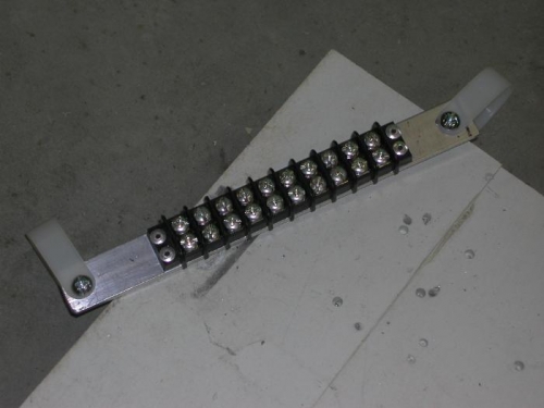 Comm radio terminal block