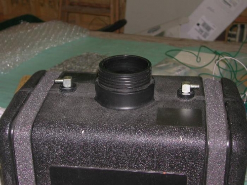 Main tank top bushings