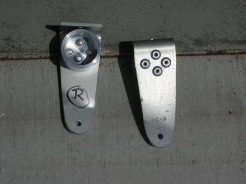 Flap horn assemblies (L&R)