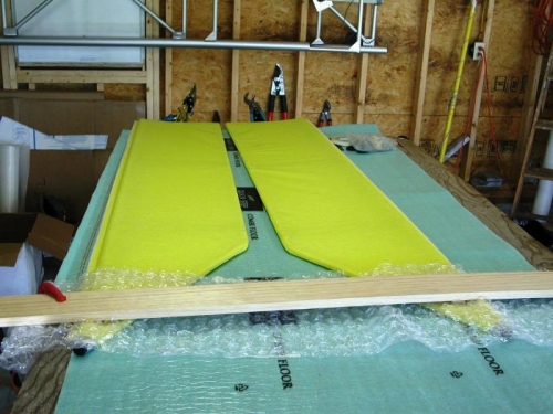 Stretching aileron fabric