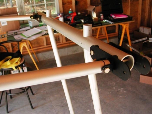 aft xover bracket detail