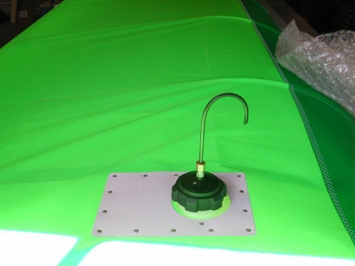 Fuel tank cover plate