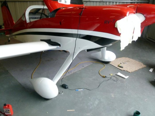 Looks much nicer with its gear leg fairings and pants on