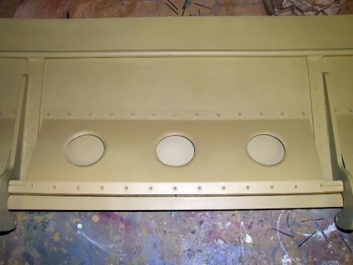 Center view of canopy brace
