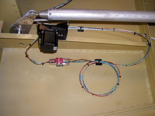Wiring and servo