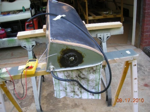 Left fuel tank leak check.