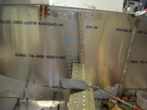 Right side rear upright