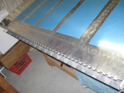 Left flap piano hinge