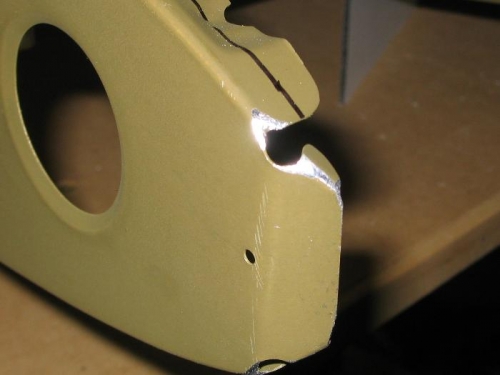 Rounded Edges of Forward Ribs