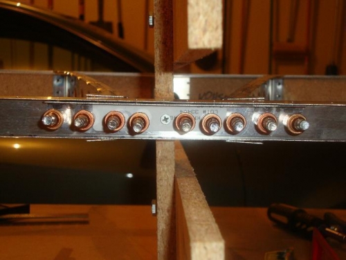 10 holes (not 8) in KPHS0048