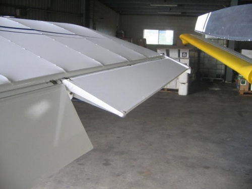 right flap & aileron