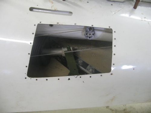 LH side inspection hole