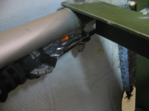 plastic tubing around LH attach point